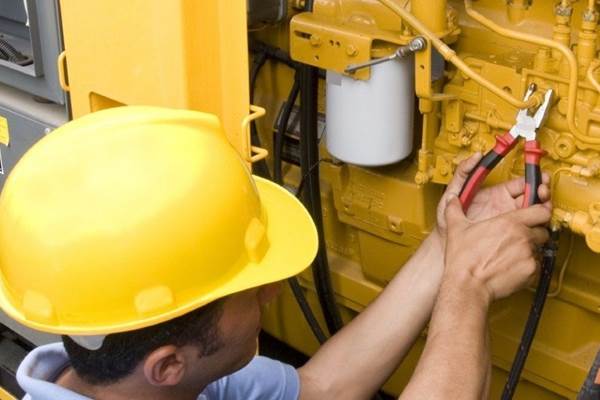 Công Ty Chuyên Bảo Trì Sửa Chữa Máy Công Trình - Xe Cơ Giới